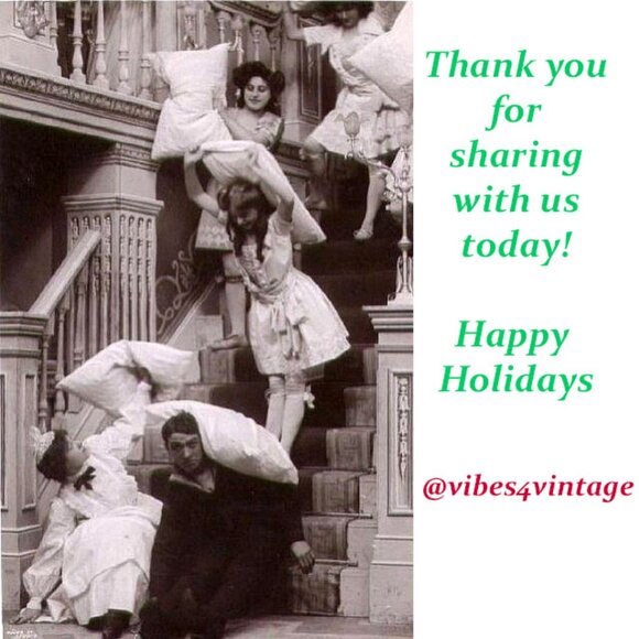 ❌ 12/18 Theatrical Thursday Vintage Fashion Share - Picture 10 of 11